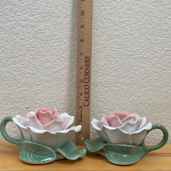 Pair of Ceramic Rose Flower Candle Holders - Picture 11 of 16